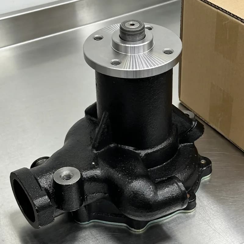 Máy bơm nước động cơ Diesel 161002640 cho HINO H07C / H07CT